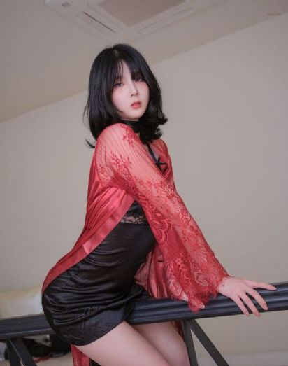欧美明星海报壁纸_DVD免费观看
