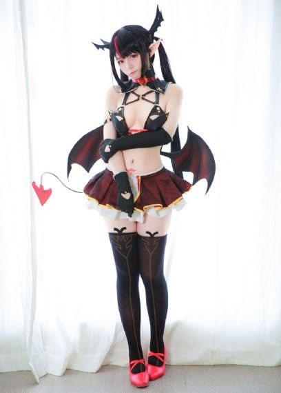 美女裸身十八禁免费视频_蓝光天堂在线