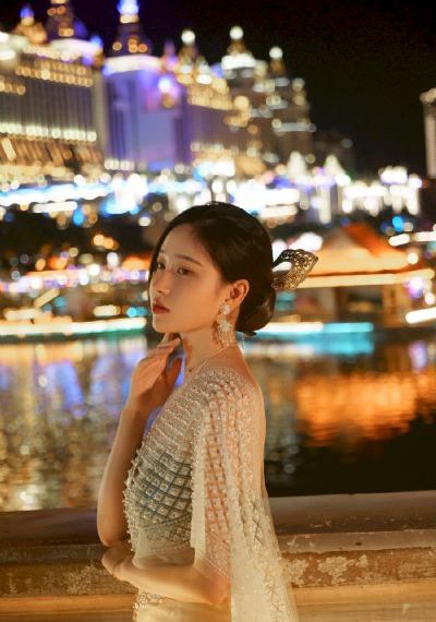 成人游戏18秘免费游戏_BD英语免费高清观看