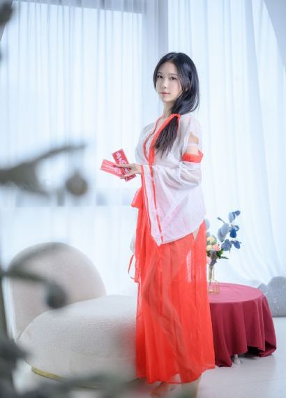 欧美另类丝袜制服_蓝光电影完整版在线观看