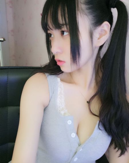 欧美黑人巨大精品一区二区_BD英语电影全集观看