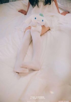 日韩美女主播跳舞_BD全集免费观看