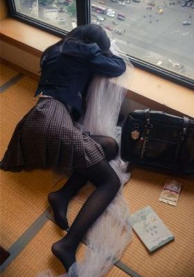 中文字幕日韩第十页在线观看_十万网红美女美酱