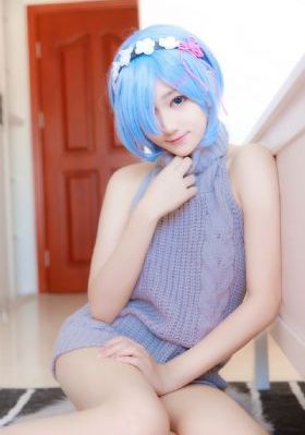 丰满的女同学2中文版_4K天堂在线